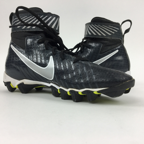 nike strike shark men's football cleat